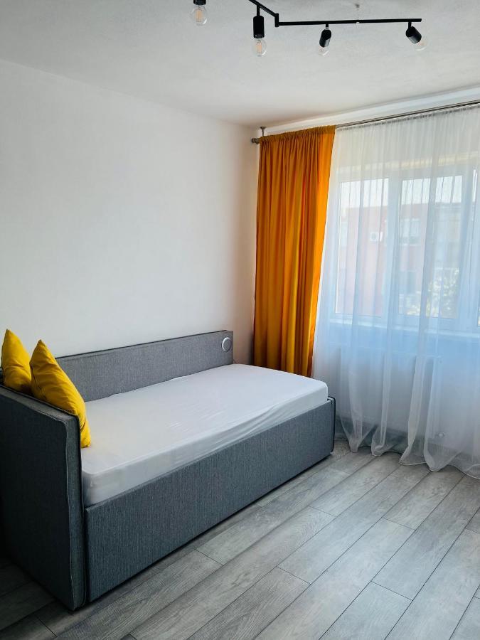 אראד Miha Modern And Central Apartament מראה חיצוני תמונה