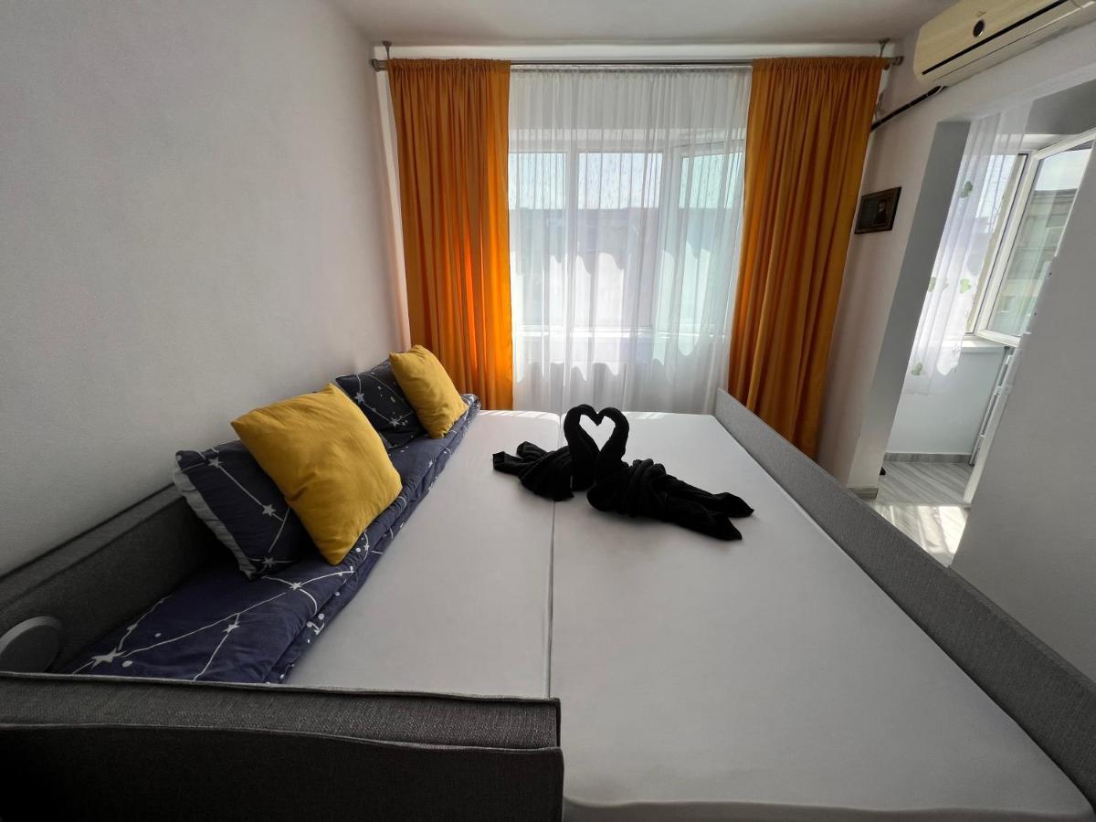 אראד Miha Modern And Central Apartament מראה חיצוני תמונה